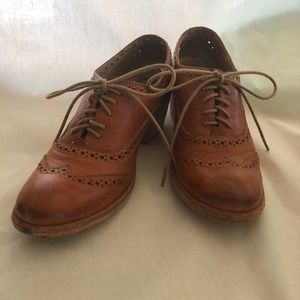Frye oxfords